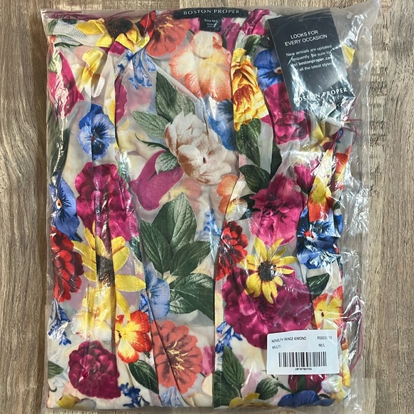 Boston Proper Novelty Fringe Kimono NEW - Picture 3 of 10